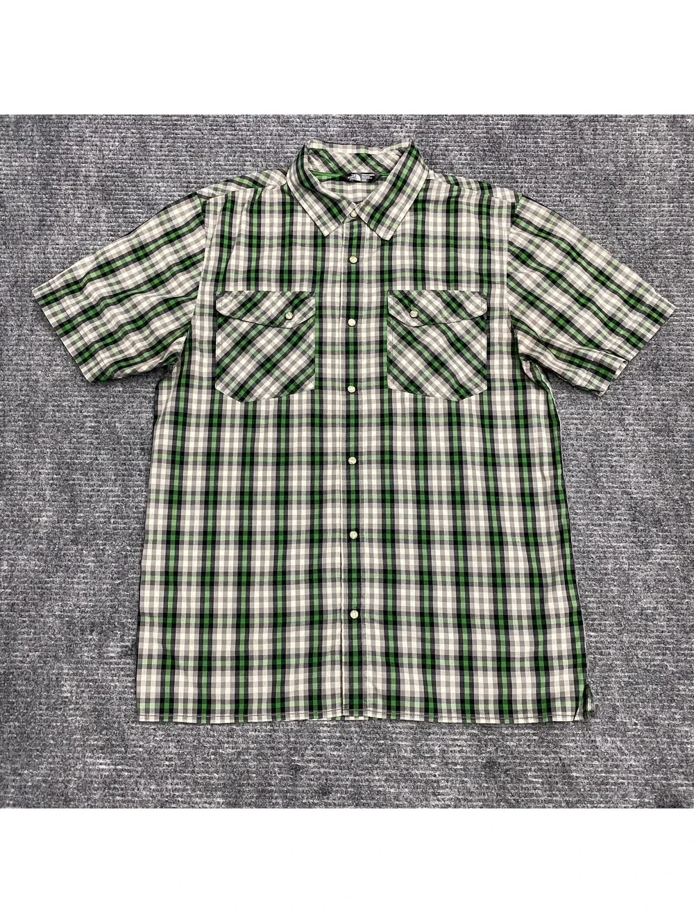 North Face Pearl Snap Shirt Mens M Gray Green Plaid Pockets Short Sleeve Western